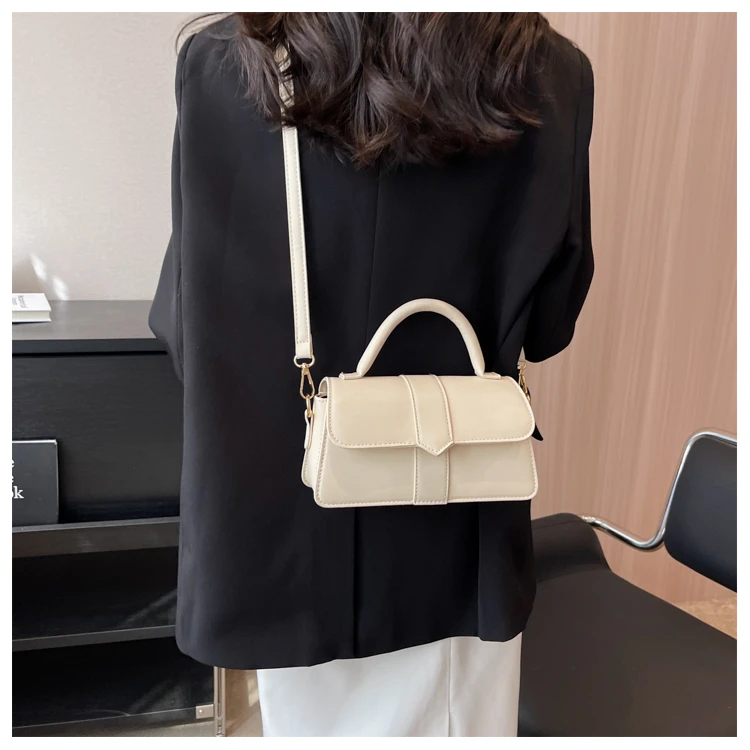 Black PU Leather Shoulder Bag: Fashion Crossbody Vintage Underarm Satchel 11 kf S16df2444753048dca6592c73424b7674q