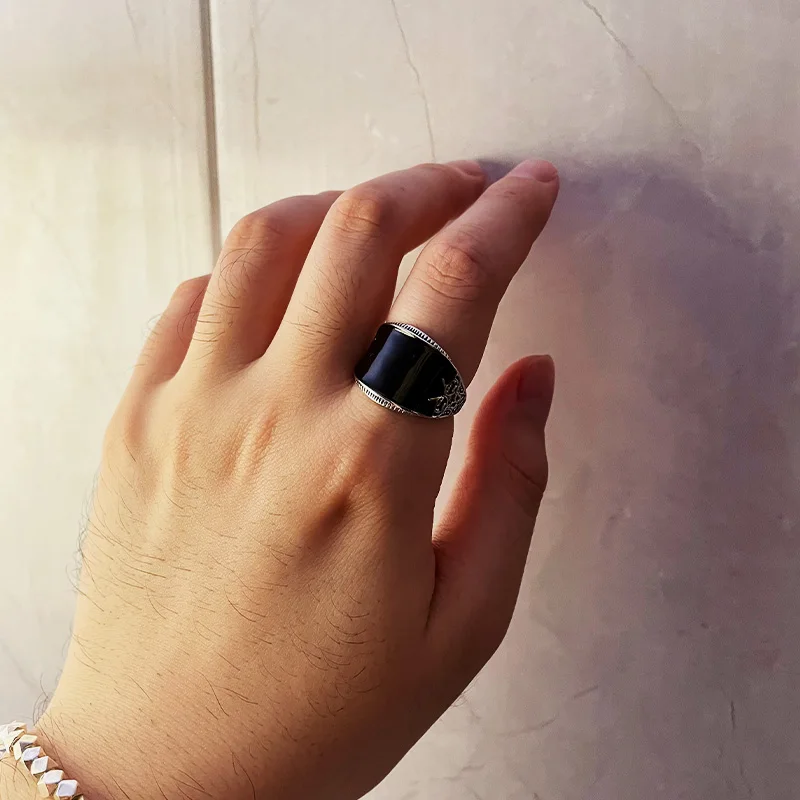 Retro Black Resin Onyx Ring: Classic Metal Designer Gothic Hiphop Jewelry 15 kf S2578eab2ba0d42fda687fe359d1ee5dcz