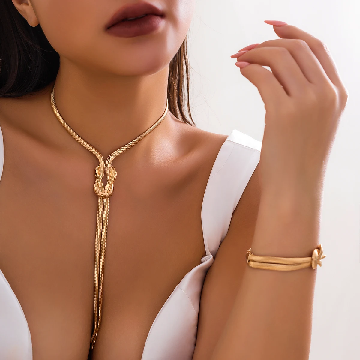2PCS Snake Twisted Chain Set: Vintage Goth Tassel Choker & Bracelet Y2K 8 kf S558436bf20d142a4bbb1f4d123669e68t
