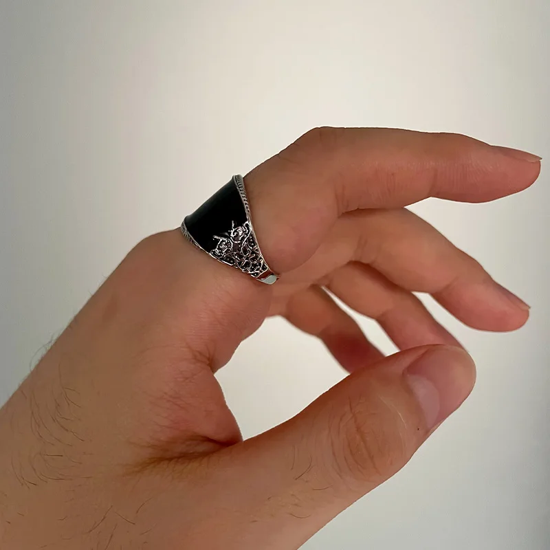 Retro Black Resin Onyx Ring: Classic Metal Designer Gothic Hiphop Jewelry 13 kf S7d11ad53f5c84e5da7ca2f9876da2e77F