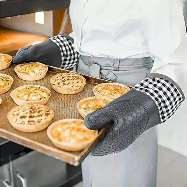 2pcs kitchen silicone anti-scalding gloves oven thickened lengthened cotton baking household microwave oven insulation gloves ha - Image 5