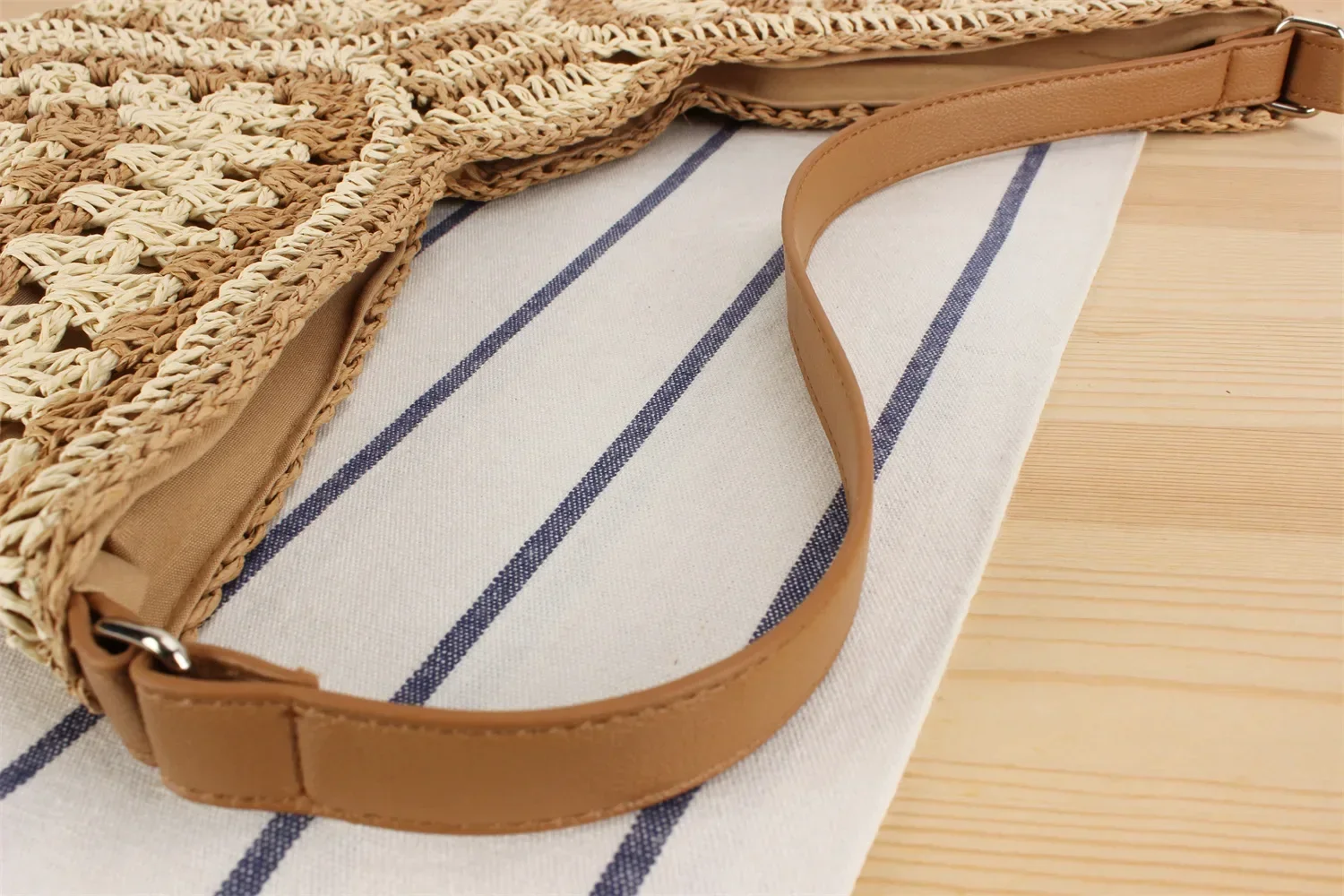 Weaving Clutches Top-Handle Bag: Large Portable Beach Shopper Tote Bag 30 kf Sa54577d310f84992824586e4b0340b13L