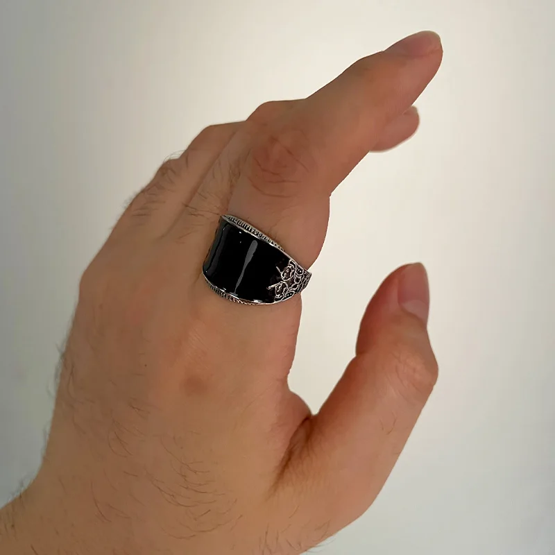 Retro Black Resin Onyx Ring: Classic Metal Designer Gothic Hiphop Jewelry 14 kf Sb7add484971a43c5acd44ae2e2053986l