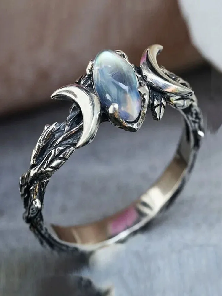 Huitan Moonstone Moon Ring: Vintage Bohemian Party Finger Accessories 7 kf Scf7044a92eb545b082d1f6c869eda98cd