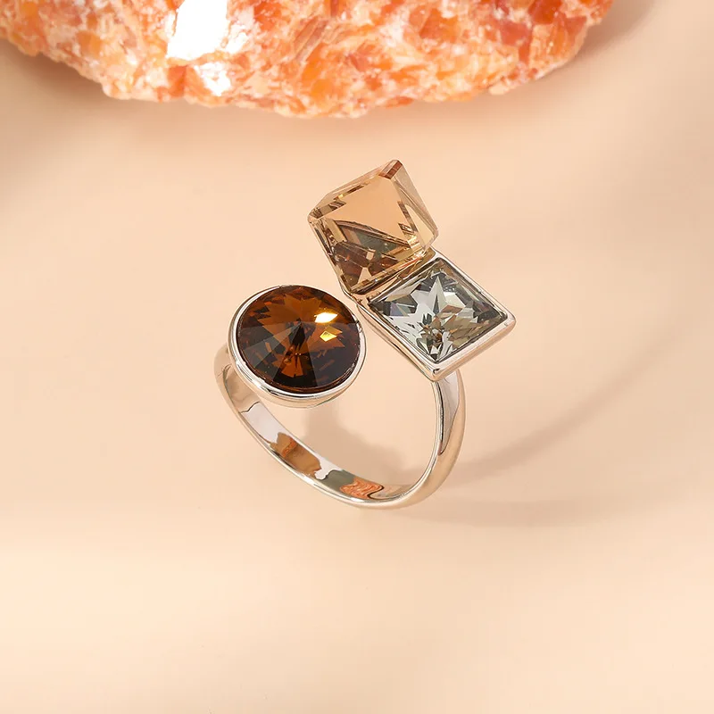 Retro Classic Ring: Stylish Indian Bohemian Crystal Adjustable Jewelry 8 kf