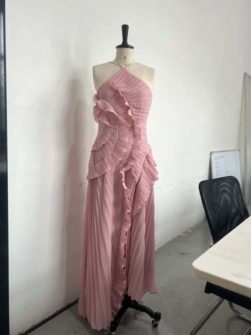 Pleated Halter Neck Maxi Dress: Purple Strapless Lotus Edge Vacation Gown 12 kf Sd711e9bc272b407f89d7b913c522f7a7t